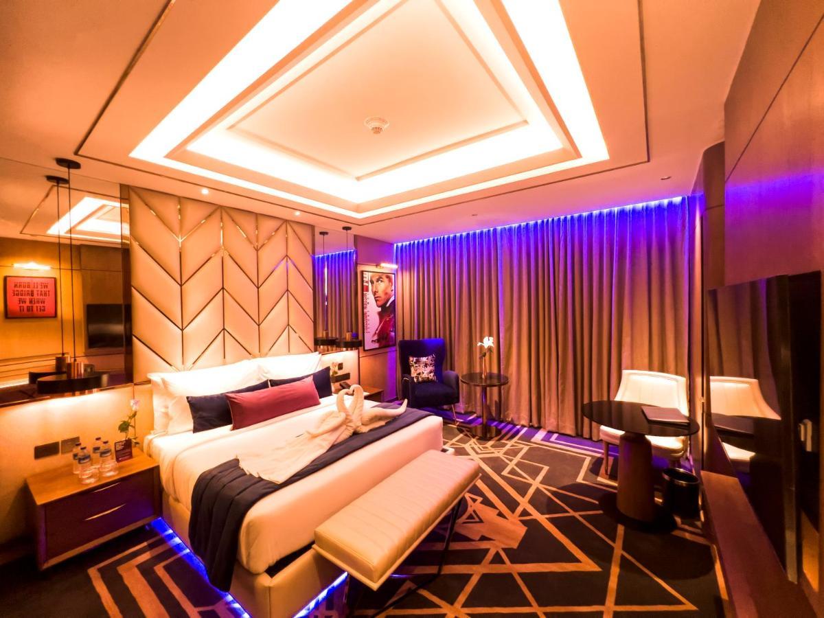 Planet Hollywood Thane Dış mekan fotoğraf